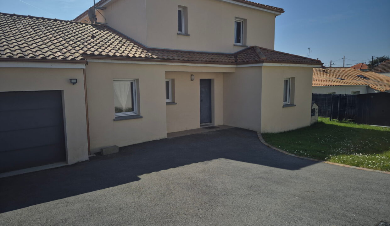 MAISON FAMILIALE 144M² Recente 6 chambres sur PORNIC (44215) Pays de Retz