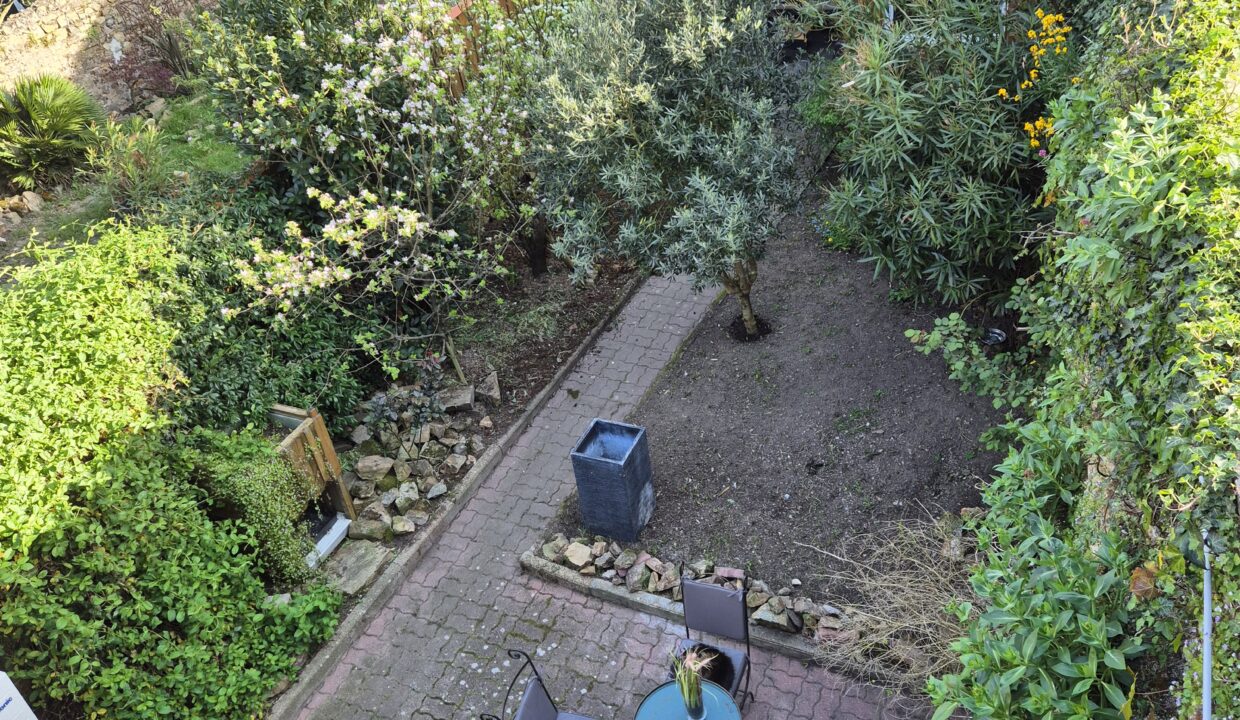 MAISON VILLE de 164 m² , 4 Chambres, possibilité 5, Sans garage, Jardin et Hangar de 50m² sur PAIMBOEUF (44572)