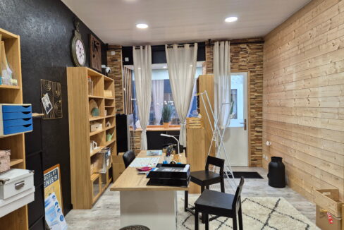 MAISON Ville 7 Pieces Toute Rénovée Foyer cocon pour Famille (10)