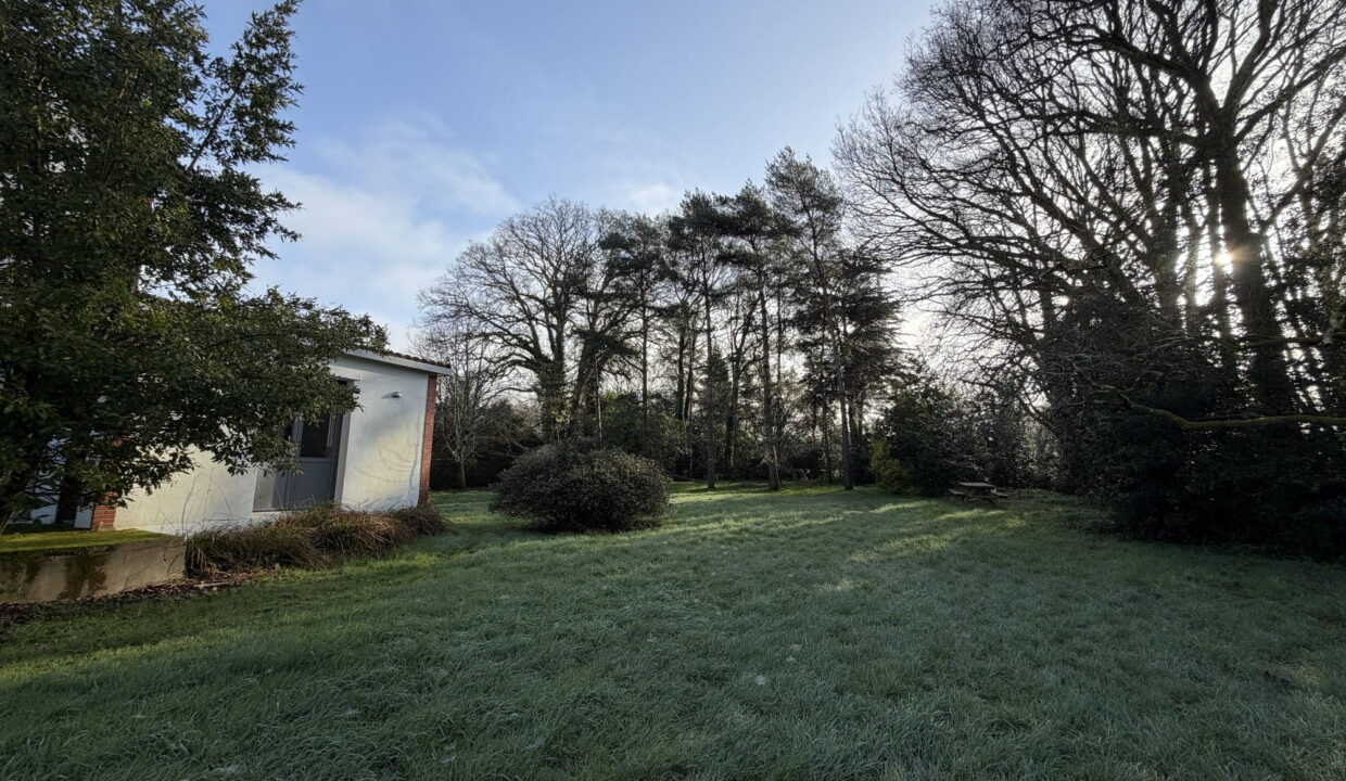 Maison, 10 pièce(s)- CHAUMES-EN-RETZ -11