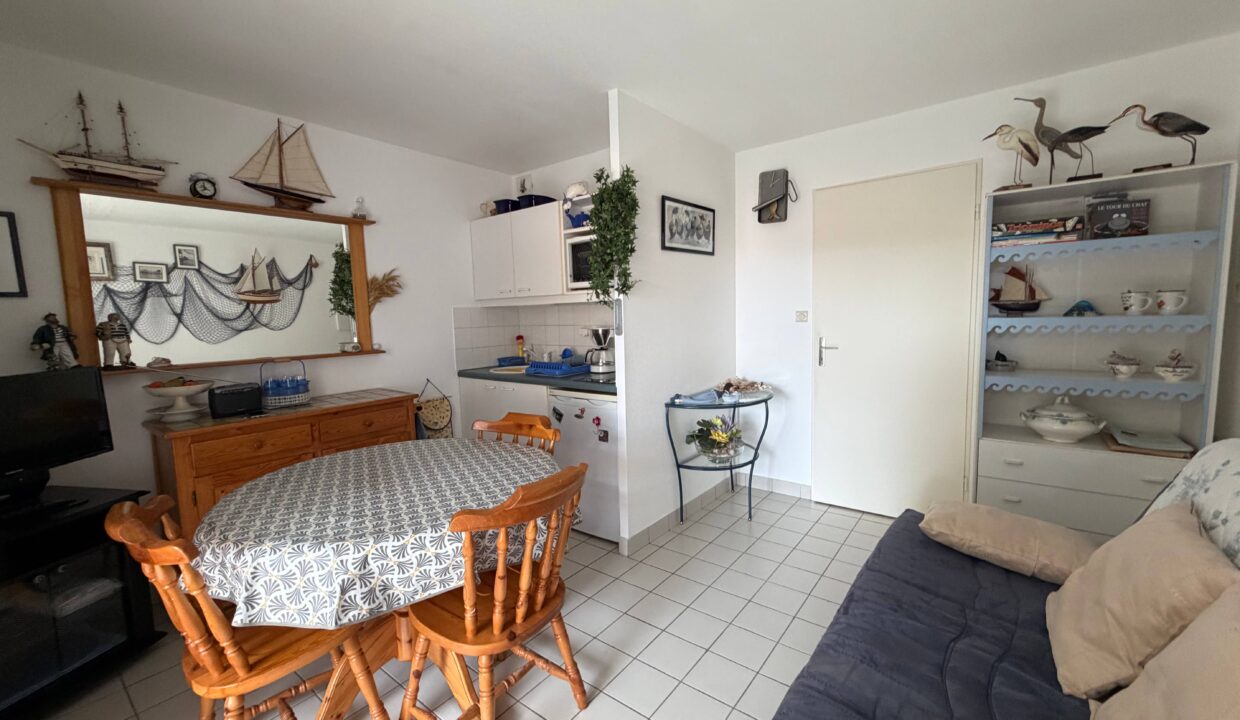 Pornic - appartement 2 pièces vue sur le golf (4)