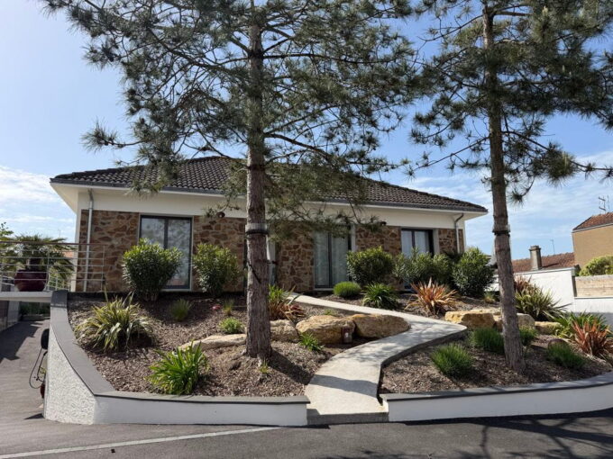 IMMO PORNIC MAISON 195 M² 8 PIÈCES 5 CHAMBRES CENTRE PORNIC