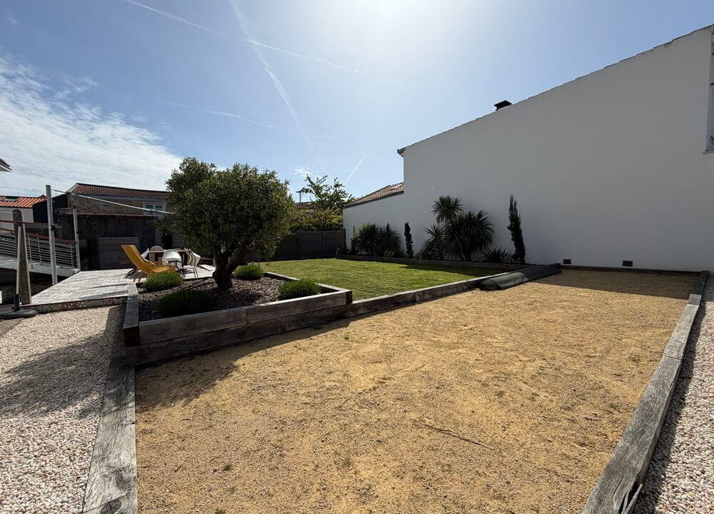 b-IMMO PORNIC MAISON 195 M² 8 PIÈCES 5 CHAMBRES CENTRE PORNIC (5)