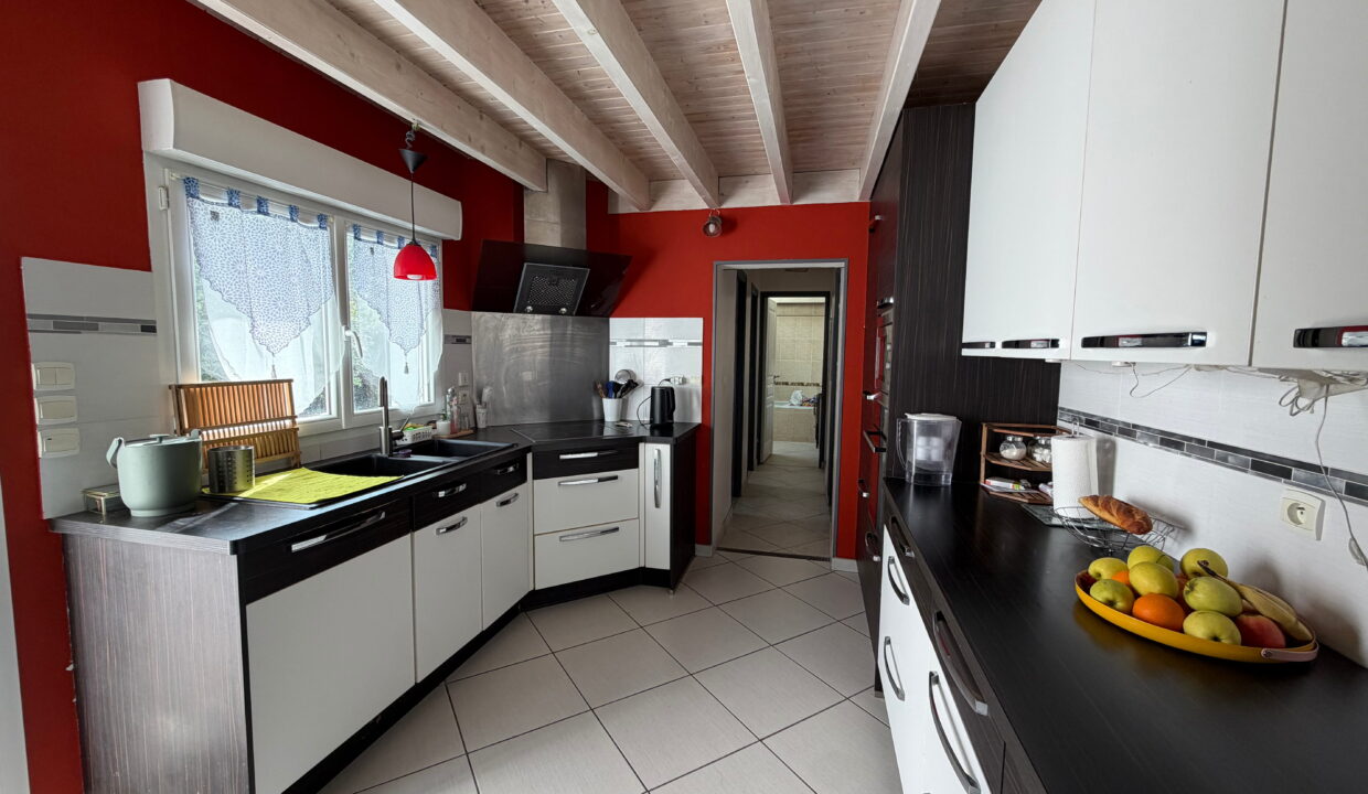 Chauvé - maison 4 chambres + bureau et garage (5)
