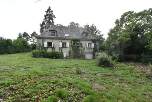 Orvault Petit-Chantilly - Maison de 230 m2 à rénover sur terrain de 3500 m2 (11)