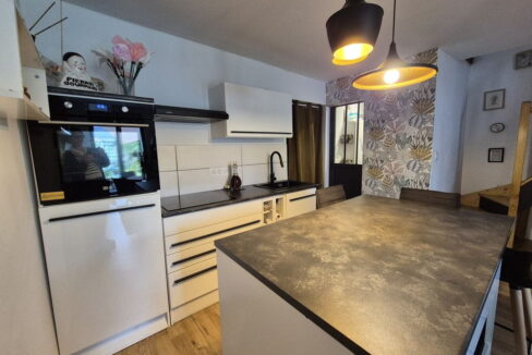 -b IMMOPORNIC 4 PIECES 48 M2 80 M2 MAISON FROSSAY (21)