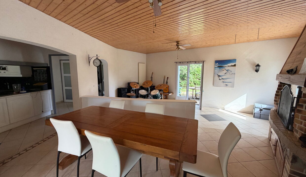 La Bernerie-en-retz - maison 5 chambres - piscine - garage double (12)