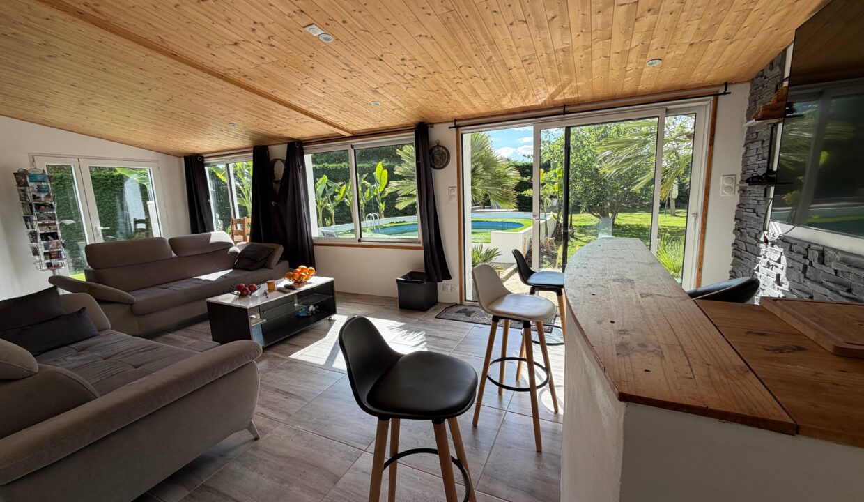 La Bernerie-en-retz - maison 5 chambres - piscine - garage double (6)