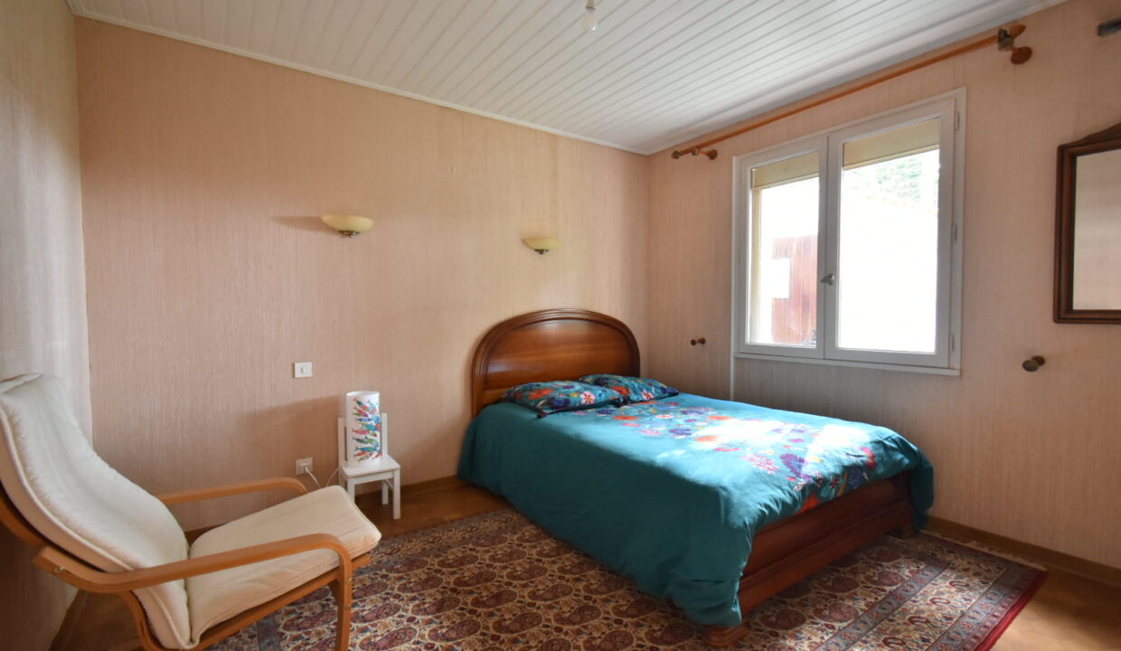 Pornic - Maison 150m² + studio indépendant. Jardin et garage (10)