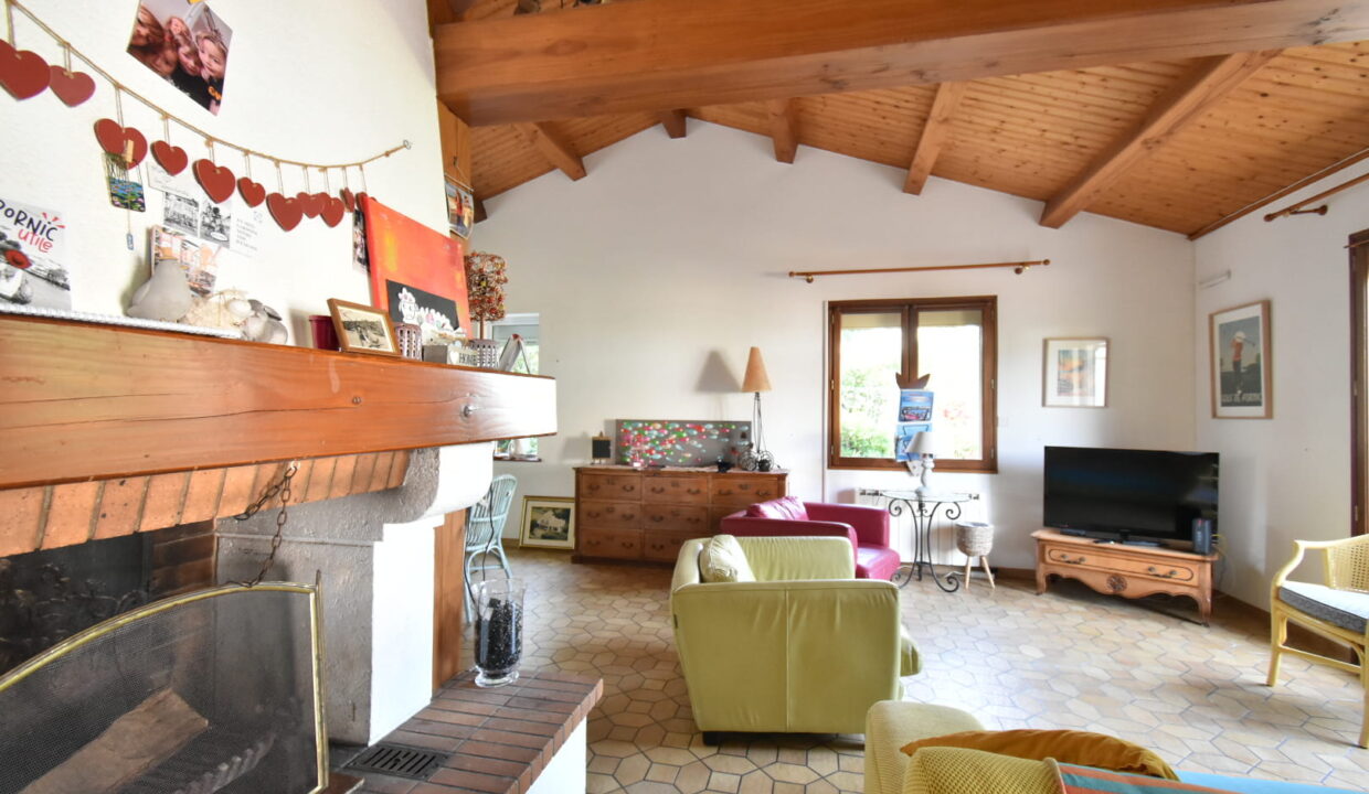Pornic - Maison 150m² + studio indépendant. Jardin et garage (2)