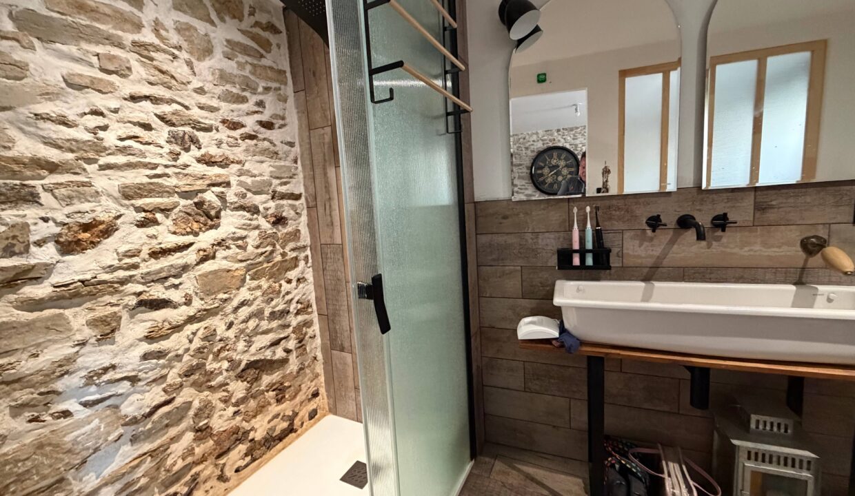 Saint-Père-en-Retz - maison ancienne rénovée avec 3 chambres (11)